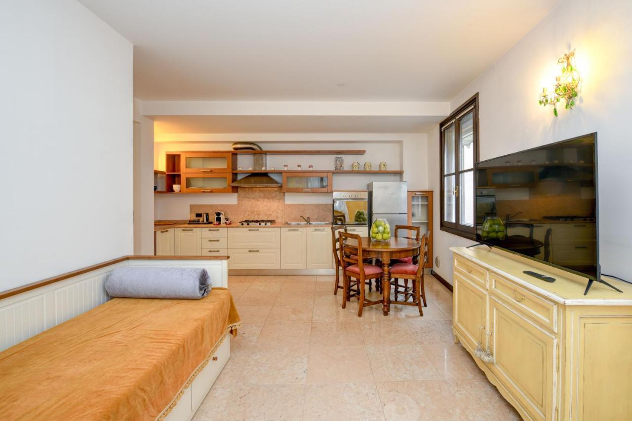 Prestige Suite Sirmione Kültér fotó